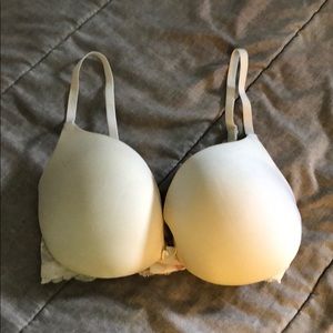 White Victoria’s Secret lace back bra 34D